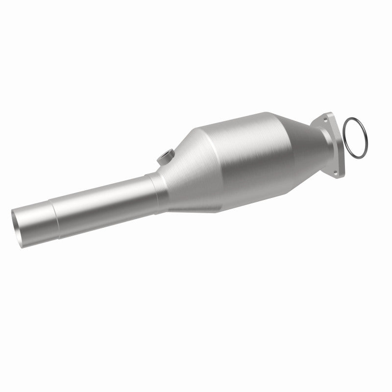 MagnaFlow Volkswagen California Grade CARB Compliant Direct-Fit Catalytic Converter 4481957 360 Degree Image Set