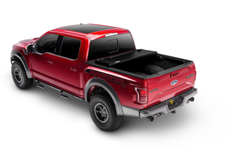 Undercover Tonneau Cover AX82000 Photo - Mounted