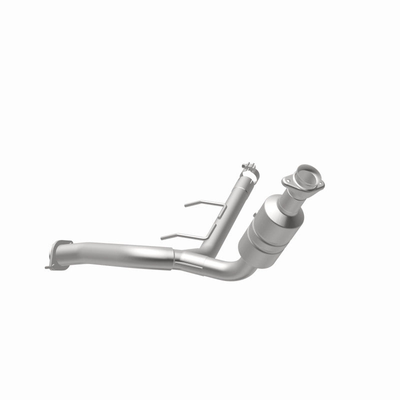 MagnaFlow Ford F-150 California Grade CARB Compliant Direct-Fit Catalytic Converter 5551295 360 Degree Image Set