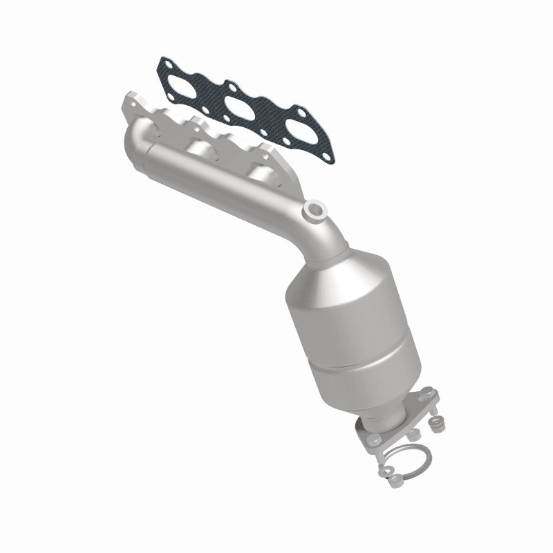 MagnaFlow Suzuki OEM Grade Federal / EPA Compliant Manifold Catalytic Converter 51254 360 Degree Image Set