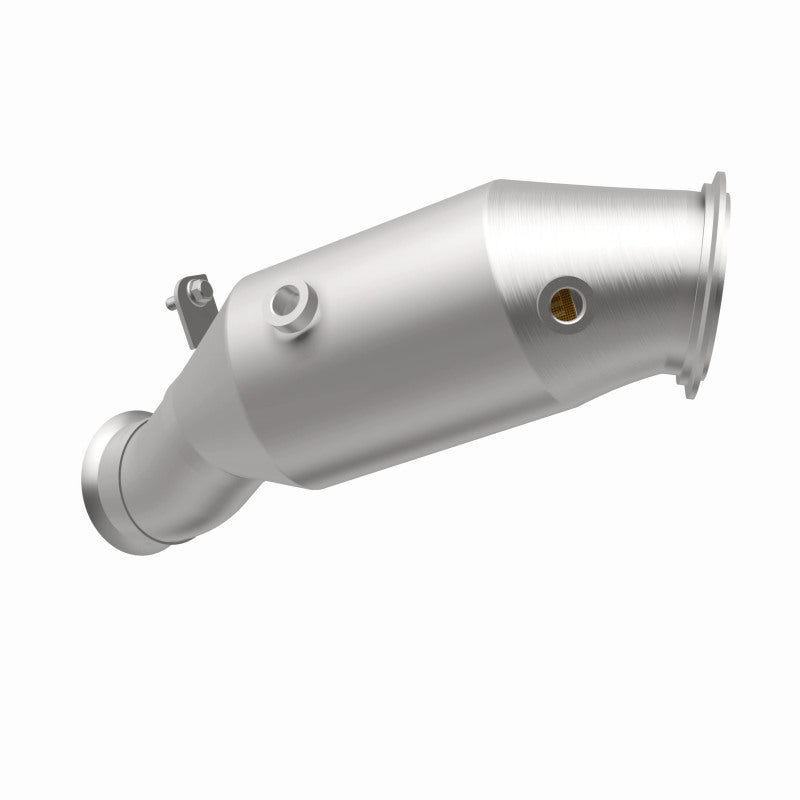 MagnaFlow BMW OEM Grade Federal / EPA Compliant Direct-Fit Catalytic Converter 52245 360 Degree Image Set