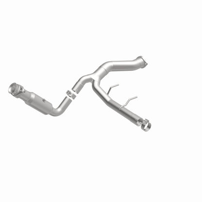 MagnaFlow Ford F-150 OEM Grade Federal / EPA Compliant Direct-Fit Catalytic Converter 21-521 360 Degree Image Set
