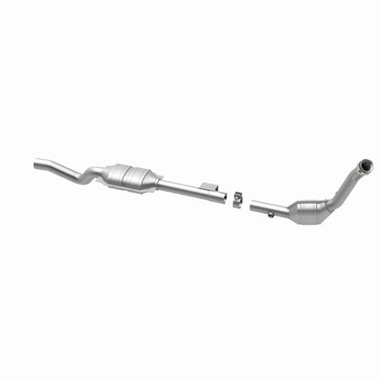 MagnaFlow Mercedes-Benz ML320 OEM Grade Federal / EPA Compliant Direct-Fit Catalytic Converter 51847 360 Degree Image Set