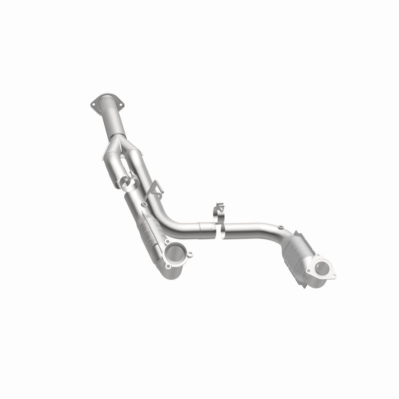 MagnaFlow OEM Grade Federal / EPA Compliant Direct-Fit Catalytic Converter 21-252 360 Degree Image Set