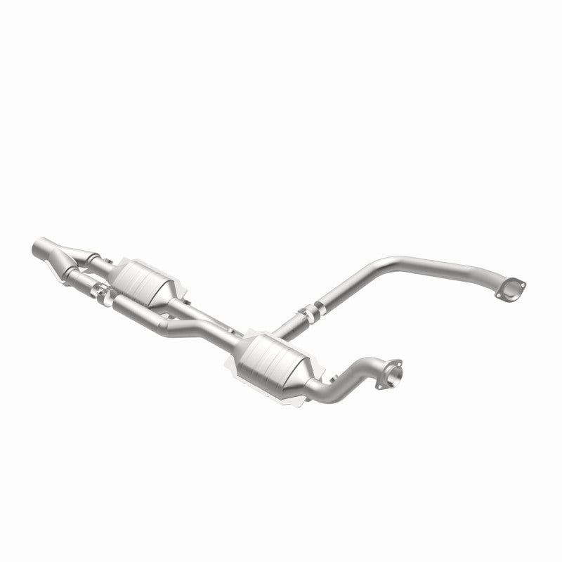 MagnaFlow Dodge OEM Grade Federal / EPA Compliant Direct-Fit Catalytic Converter 51358 360 Degree Image Set
