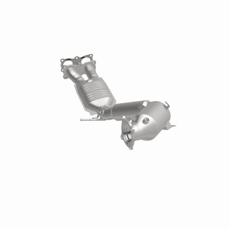MagnaFlow Volvo OEM Grade Federal / EPA Compliant Direct-Fit Catalytic Converter 21-508 360 Degree Image Set