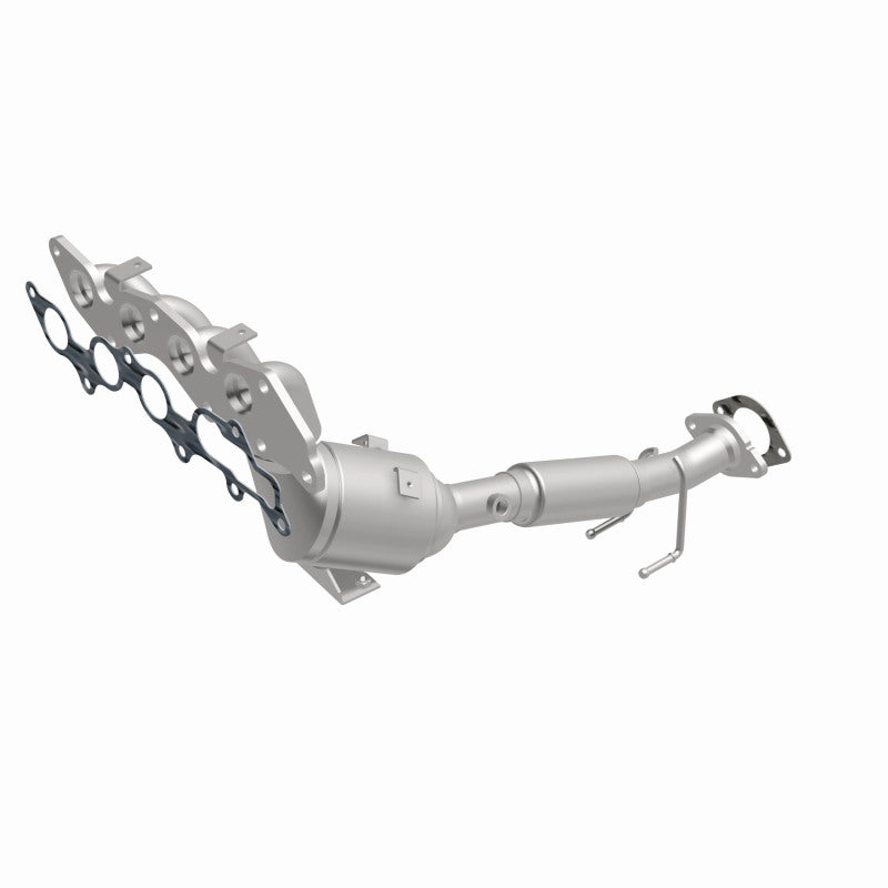 MagnaFlow Ford C-Max OEM Grade Federal / EPA Compliant Manifold Catalytic Converter 22-186 360 Degree Image Set
