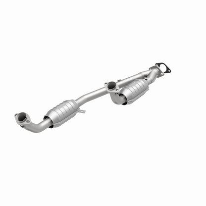 MagnaFlow Ford Windstar HM Grade Federal / EPA Compliant Direct-Fit Catalytic Converter 23353 360 Degree Image Set