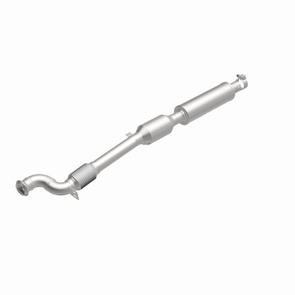 MagnaFlow Mini OEM Grade Federal / EPA Compliant Direct-Fit Catalytic Converter 21-365 360 Degree Image Set