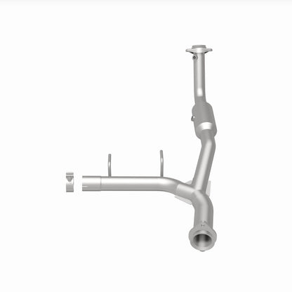 Magnaflow 05-06 Ford Expedition 5.4L Direct Fit Converter 4651411 4651411 360 Degree Image Set