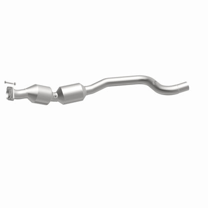 MagnaFlow Land Rover OEM Grade Federal / EPA Compliant Direct-Fit Catalytic Converter 21-536 360 Degree Image Set