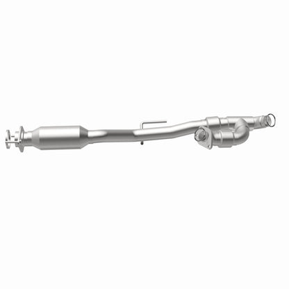 MagnaFlow Nissan Quest OEM Grade Federal / EPA Compliant Direct-Fit Catalytic Converter 52702 360 Degree Image Set