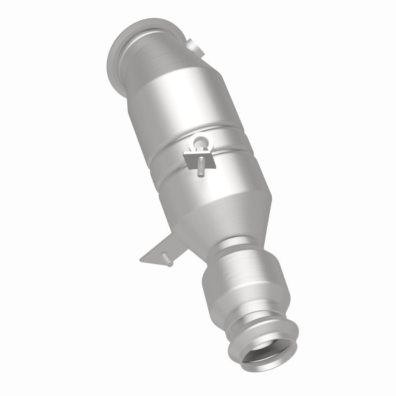 MagnaFlow BMW OEM Grade Federal / EPA Compliant Direct-Fit Catalytic Converter 52257 360 Degree Image Set