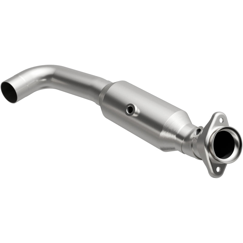 MagnaFlow Ford F-150 OEM Grade Federal / EPA Compliant Direct-Fit Catalytic Converter 21-467 Photo - Primary