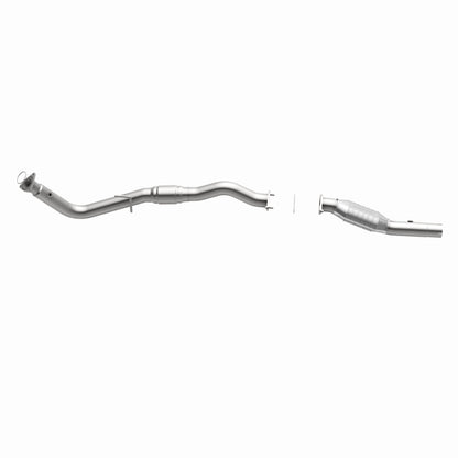 MagnaFlow OEM Grade Federal / EPA Compliant Direct-Fit Catalytic Converter 49668 360 Degree Image Set