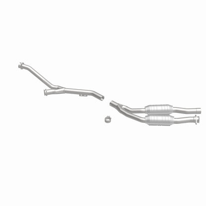 MagnaFlow Mercedes-Benz Standard Grade Federal / EPA Compliant Direct-Fit Catalytic Converter 93378 360 Degree Image Set