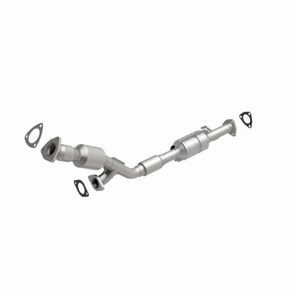 MagnaFlow Saturn Vue OEM Grade Federal / EPA Compliant Direct-Fit Catalytic Converter 51391 360 Degree Image Set