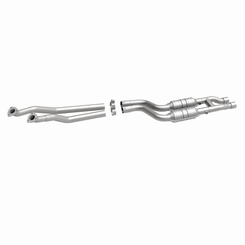 MagnaFlow BMW 528i HM Grade Federal / EPA Compliant Direct-Fit Catalytic Converter 24022 360 Degree Image Set