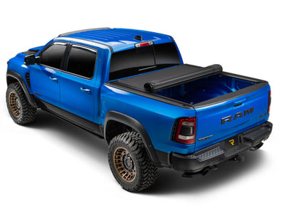 BAK Revolver X4ST Bed Cover 20- GM P/U 2500 8 FT 80134RK 80134RK Photo - Mounted