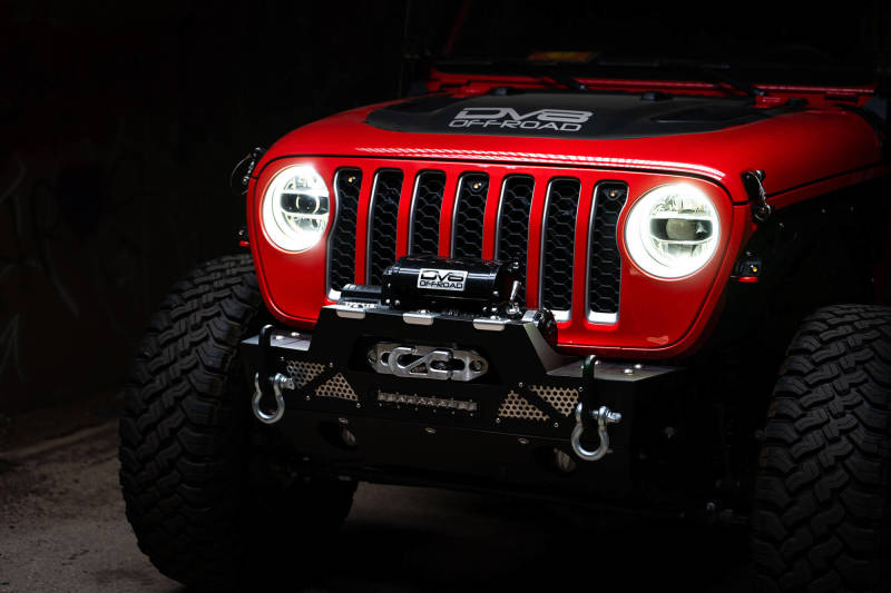 DV8 Offroad 2018+ Jeep Wrangler JL/Gladiator LED Projector Headlights HLCJL-01 HLCJL-01 Photo - Mounted