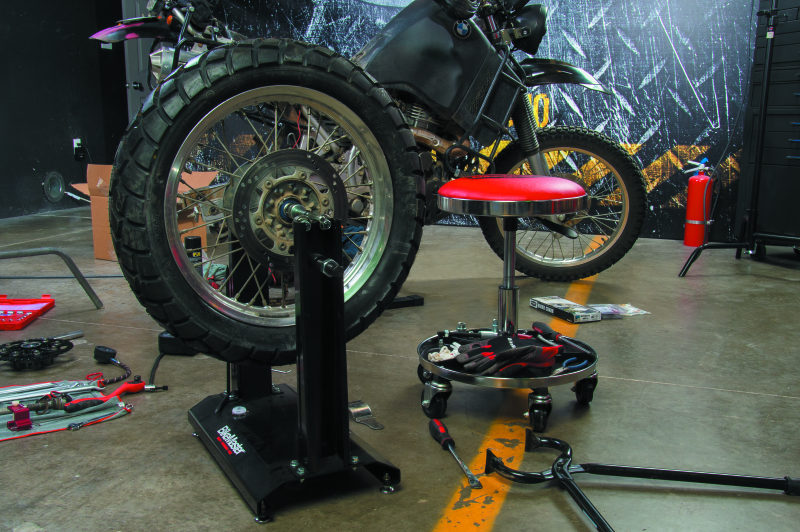 BikeMaster Ultimate Shop Stool w/ Tool Caddy 152460 152460 User 1