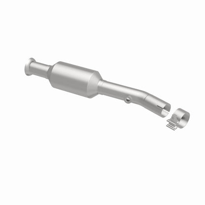 MagnaFlow OEM Grade Federal / EPA Compliant Direct-Fit Catalytic Converter 21-288 360 Degree Image Set