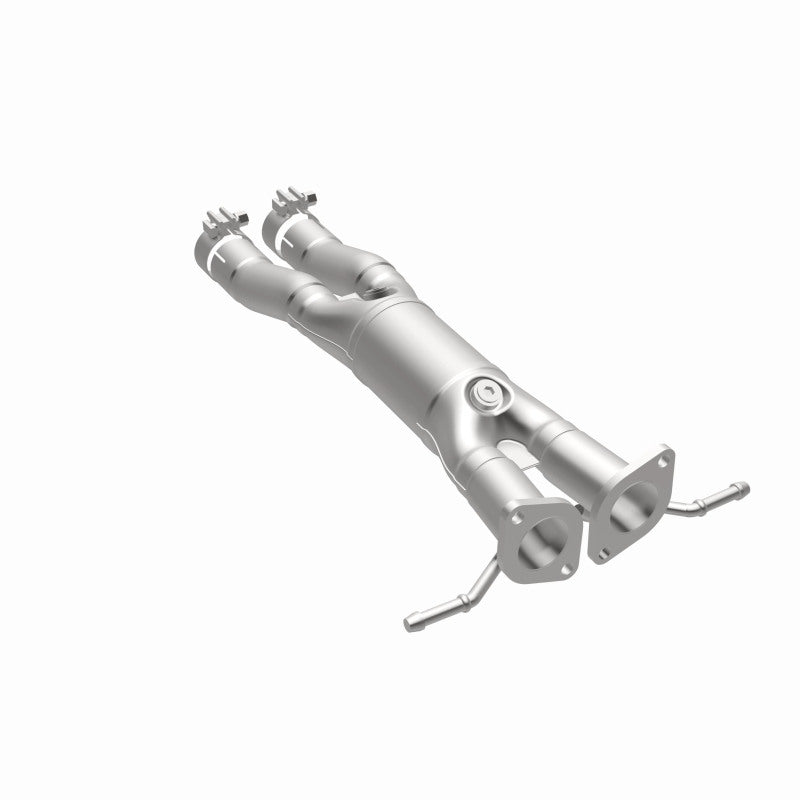 MagnaFlow OEM Grade Federal / EPA Compliant Direct-Fit Catalytic Converter 21-020 360 Degree Image Set