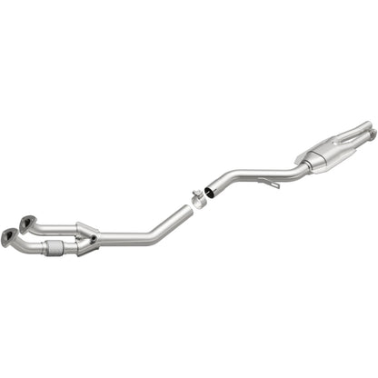 MagnaFlow BMW 525i Standard Grade Federal / EPA Compliant Direct-Fit Catalytic Converter 23807 Photo - Primary