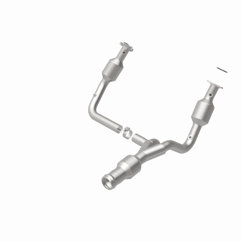 MagnaFlow OEM Grade Federal / EPA Compliant Direct-Fit Catalytic Converter 52617 360 Degree Image Set
