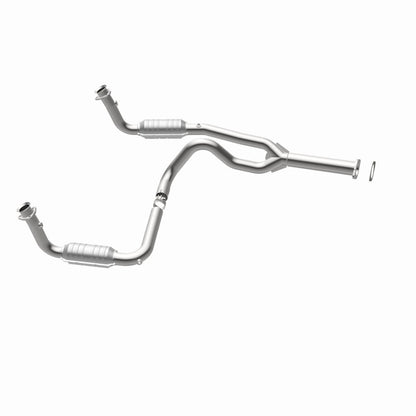 MagnaFlow HM Grade Federal / EPA Compliant Direct-Fit Catalytic Converter 23073 360 Degree Image Set