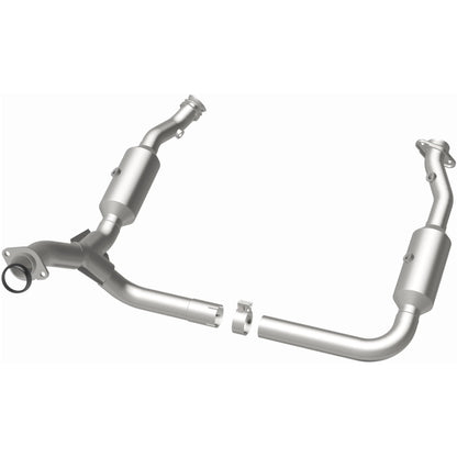 MagnaFlow OEM Grade Federal / EPA Compliant Direct-Fit Catalytic Converter 49598 Photo - out of package