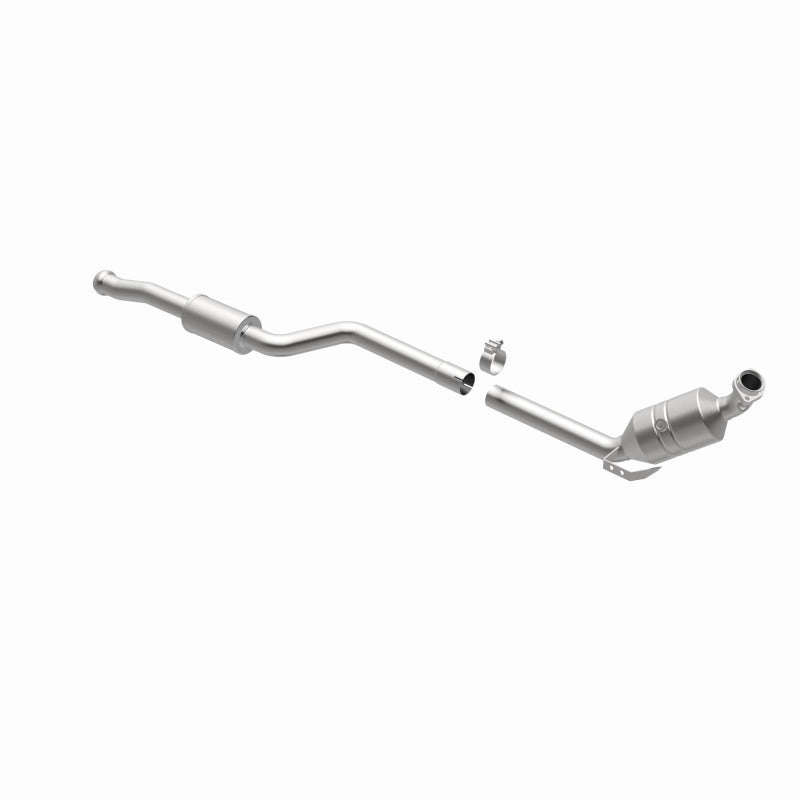MagnaFlow Mercedes-Benz California Grade CARB Compliant Direct-Fit Catalytic Converter 5561922 360 Degree Image Set