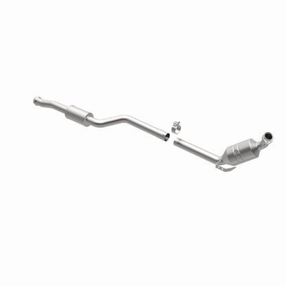 MagnaFlow Mercedes-Benz California Grade CARB Compliant Direct-Fit Catalytic Converter 5561922 360 Degree Image Set