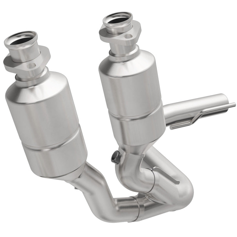 MagnaFlow Jeep Grand Cherokee OEM Grade Federal / EPA Compliant Direct-Fit Catalytic Converter 49744 Photo - Primary