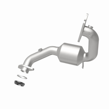 MagnaFlow Nissan Juke OEM Grade Federal / EPA Compliant Direct-Fit Catalytic Converter 52439 360 Degree Image Set