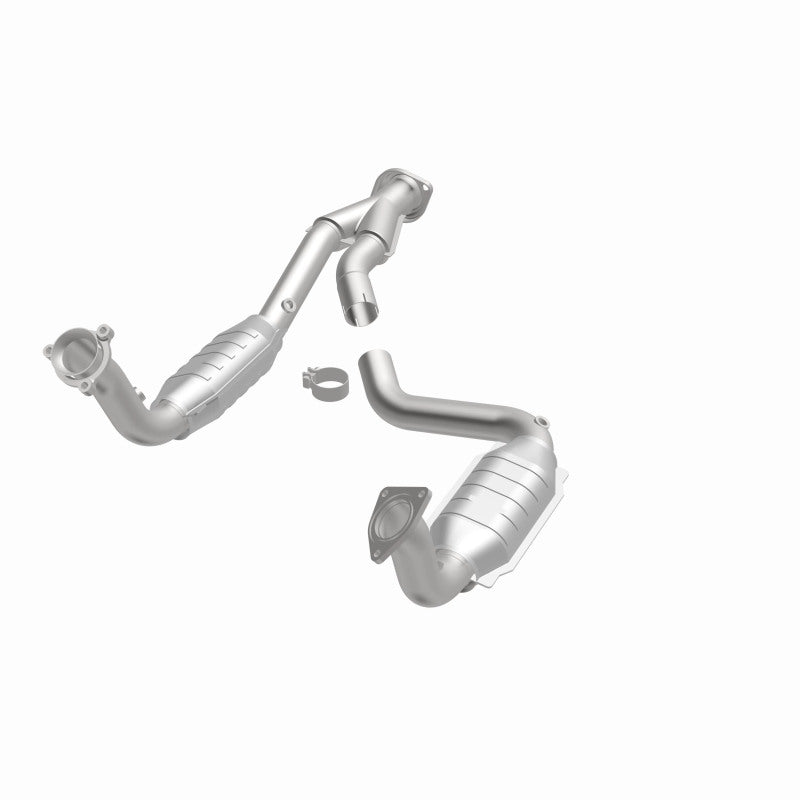MagnaFlow Chevrolet SSR OEM Grade Federal / EPA Compliant Direct-Fit Catalytic Converter 49580 360 Degree Image Set