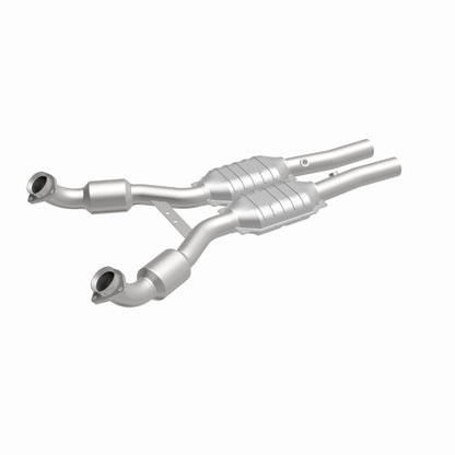 MagnaFlow Chevrolet Corvette HM Grade Federal / EPA Compliant Direct-Fit Catalytic Converter 93989 360 Degree Image Set