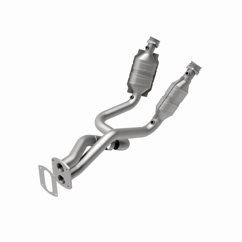 MagnaFlow Ford OEM Grade Federal / EPA Compliant Direct-Fit Catalytic Converter 49911 360 Degree Image Set