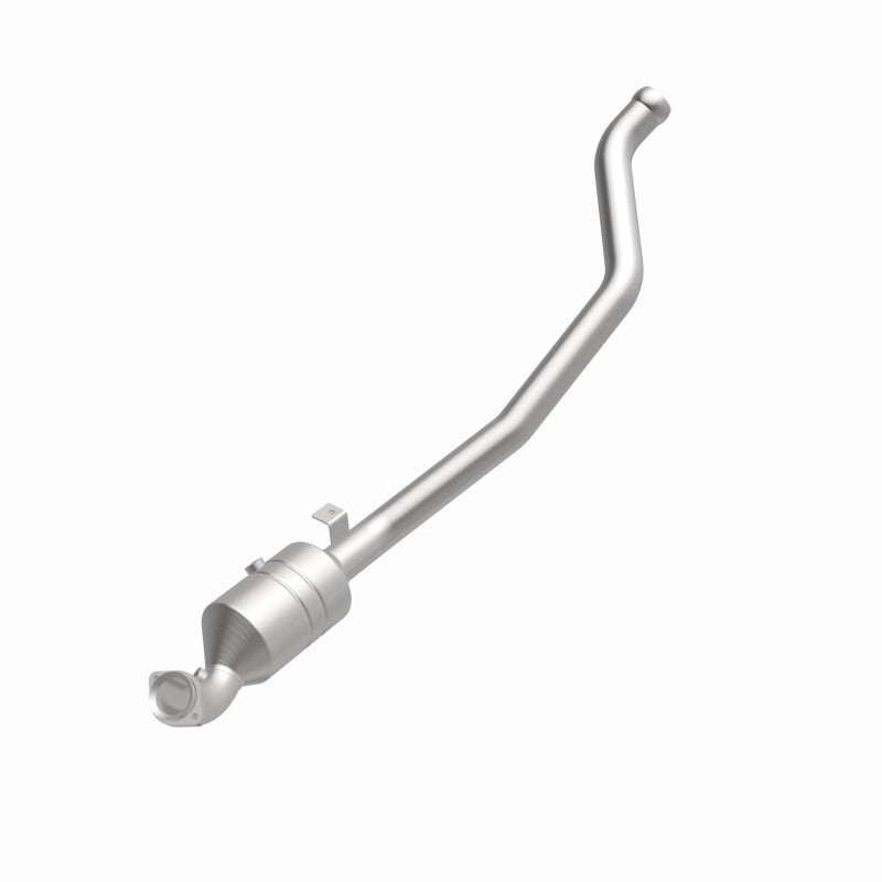 MagnaFlow Mercedes-Benz R350 OEM Grade Federal / EPA Compliant Direct-Fit Catalytic Converter 52178 360 Degree Image Set