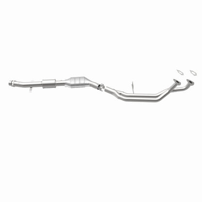 MagnaFlow BMW OEM Grade Federal / EPA Compliant Direct-Fit Catalytic Converter 52241 360 Degree Image Set