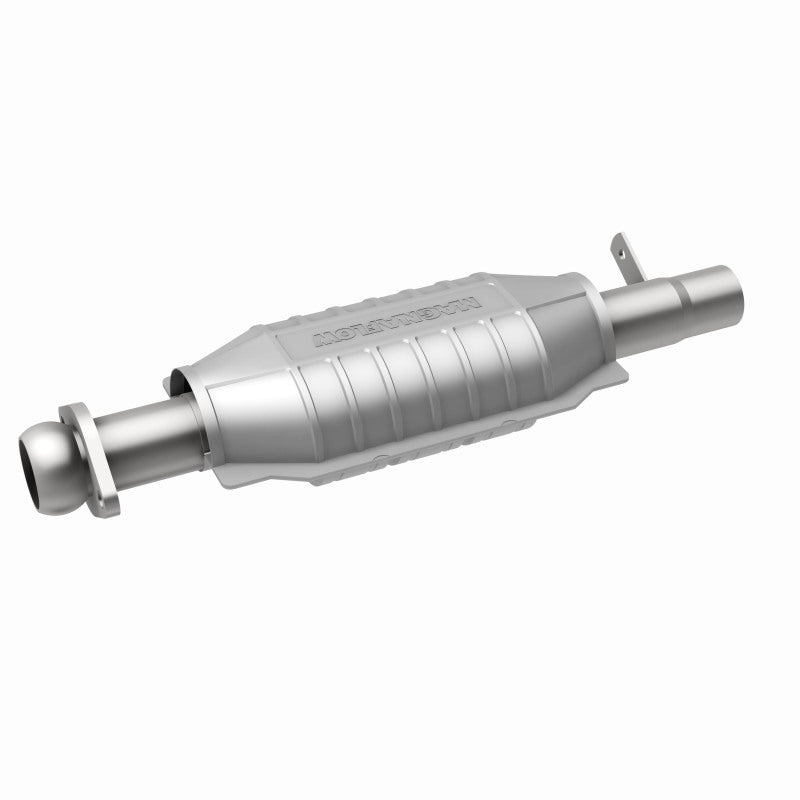 MagnaFlow Standard Grade Federal / EPA Compliant Direct-Fit Catalytic Converter 23439 360 Degree Image Set