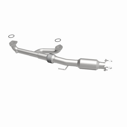 MagnaFlow Honda Odyssey OEM Grade Federal / EPA Compliant Direct-Fit Catalytic Converter 21-282 360 Degree Image Set