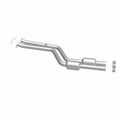 MagnaFlow BMW Z4 California Grade CARB Compliant Direct-Fit Catalytic Converter 5571725 360 Degree Image Set