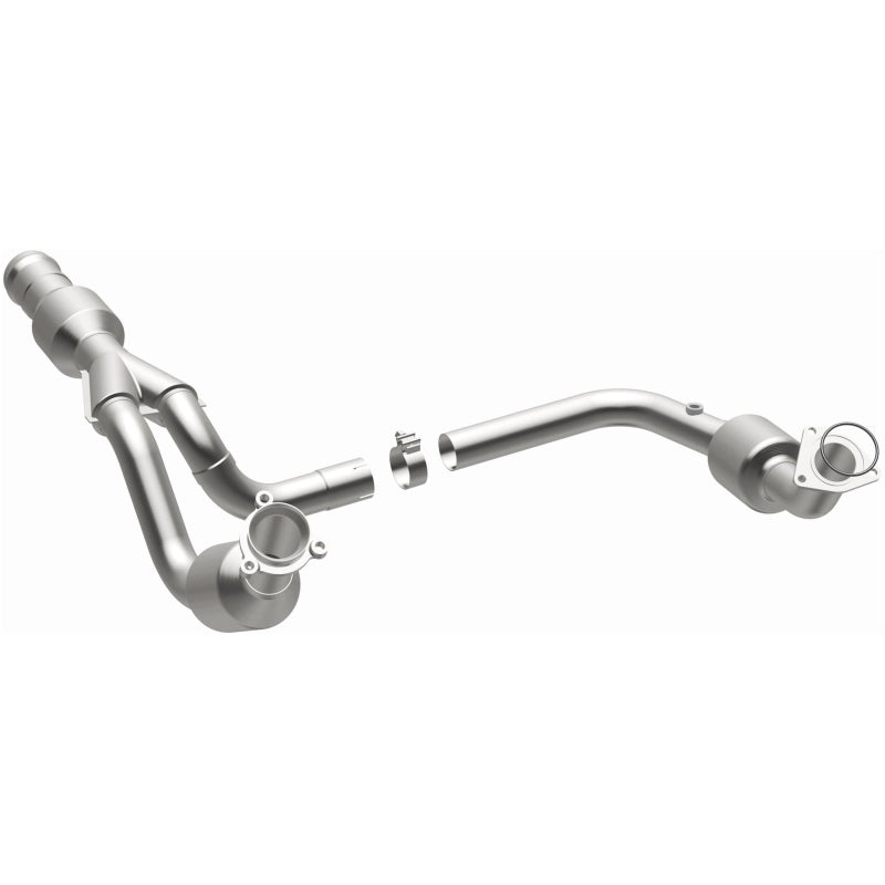 MagnaFlow California Grade CARB Compliant Direct-Fit Catalytic Converter 5582616 Photo - out of package