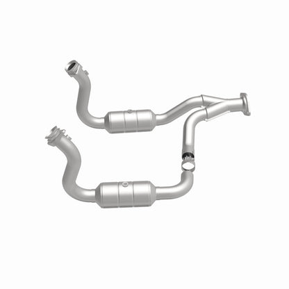 MagnaFlow Ford California Grade CARB Compliant Direct-Fit Catalytic Converter 5451760 360 Degree Image Set
