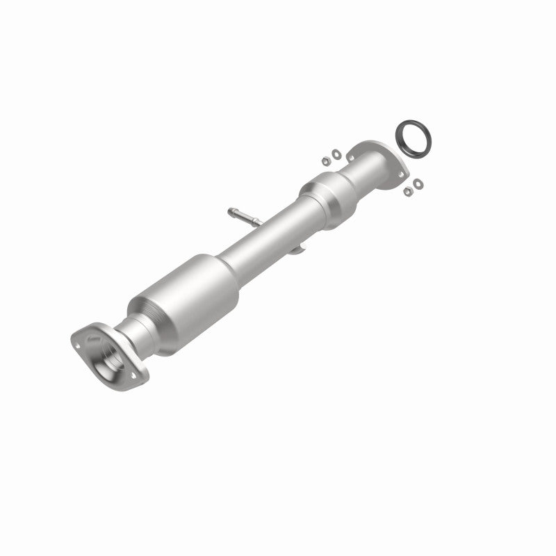 MagnaFlow Toyota Highlander OEM Grade Federal / EPA Compliant Direct-Fit Catalytic Converter 52534 360 Degree Image Set