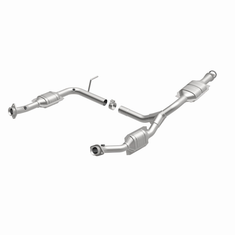 MagnaFlow HM Grade Federal / EPA Compliant Direct-Fit Catalytic Converter 93372 360 Degree Image Set