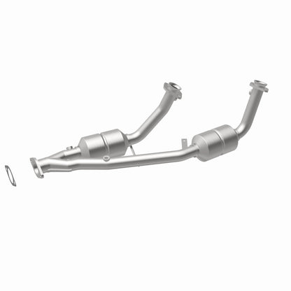 MagnaFlow Ford Windstar HM Grade Federal / EPA Compliant Direct-Fit Catalytic Converter 23382 360 Degree Image Set