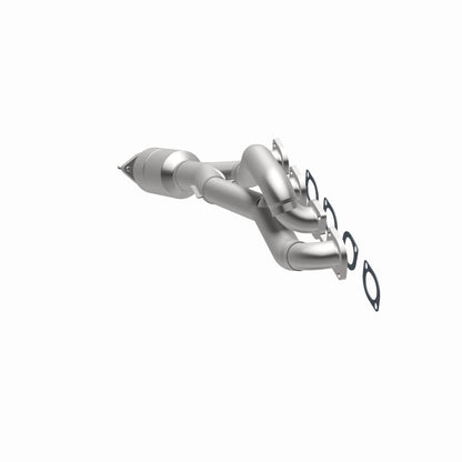 MagnaFlow BMW OEM Grade Federal / EPA Compliant Manifold Catalytic Converter 49784 360 Degree Image Set