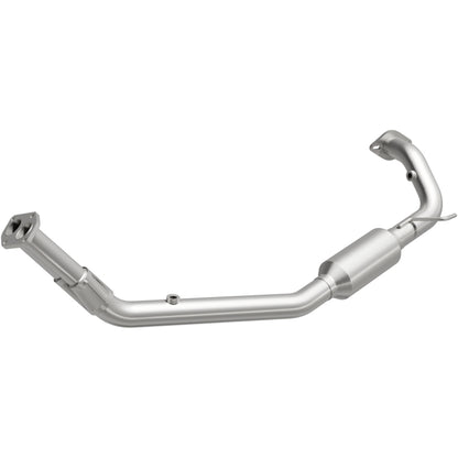MagnaFlow Isuzu Amigo California Grade CARB Compliant Direct-Fit Catalytic Converter 4481698 Photo - Primary